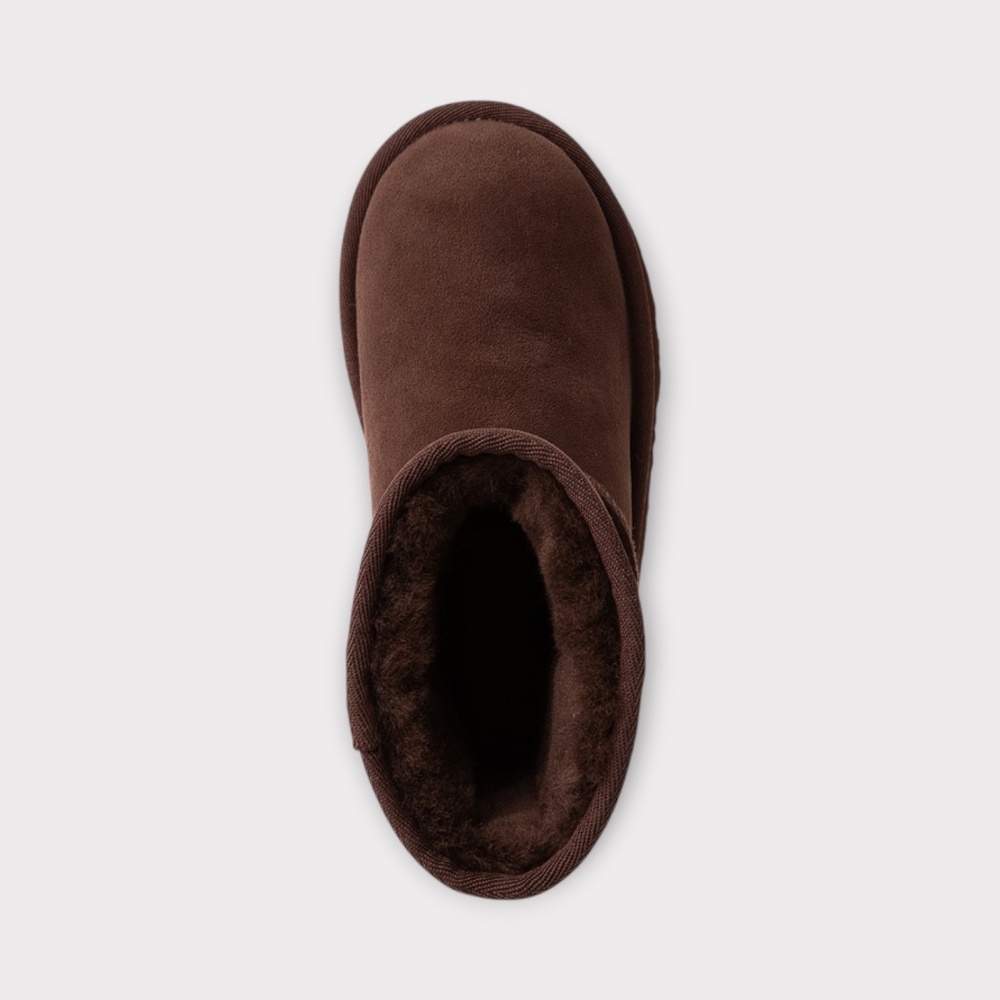 Big Kids UGG Classic II Boot in Burnt Cedar Suede, 1017703K - Picture 2 of 6